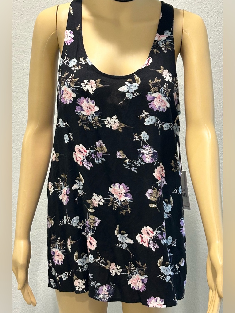 Dex Black Floral Scoop Tank Top - Pink & Lavender Flowers